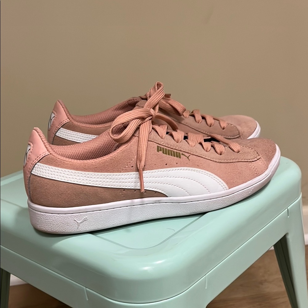 Puma Women's Pink and White Sneakers